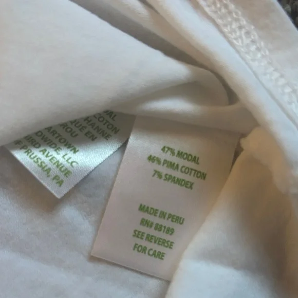 Lilly Pulitzer Finn Top! - Picture 4 of 5